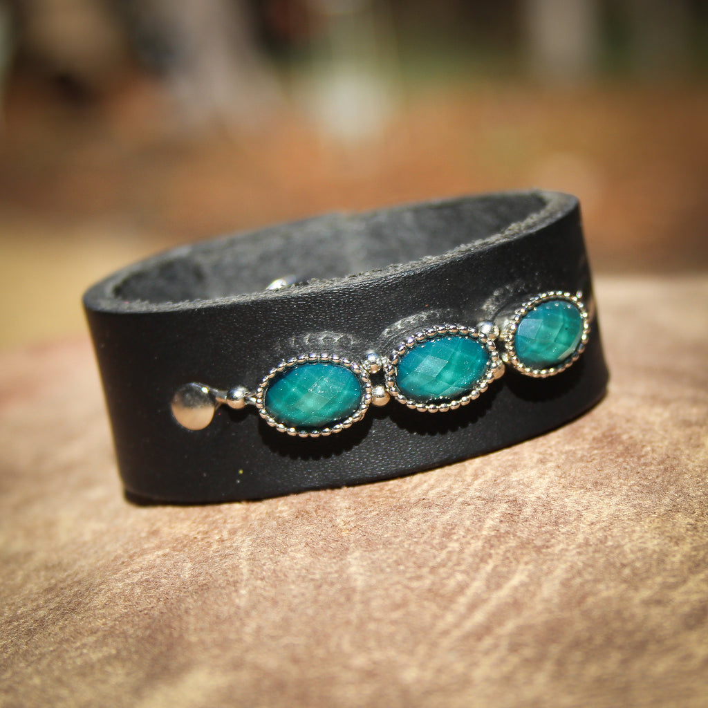 Emerald Crystals Leather Bracelet