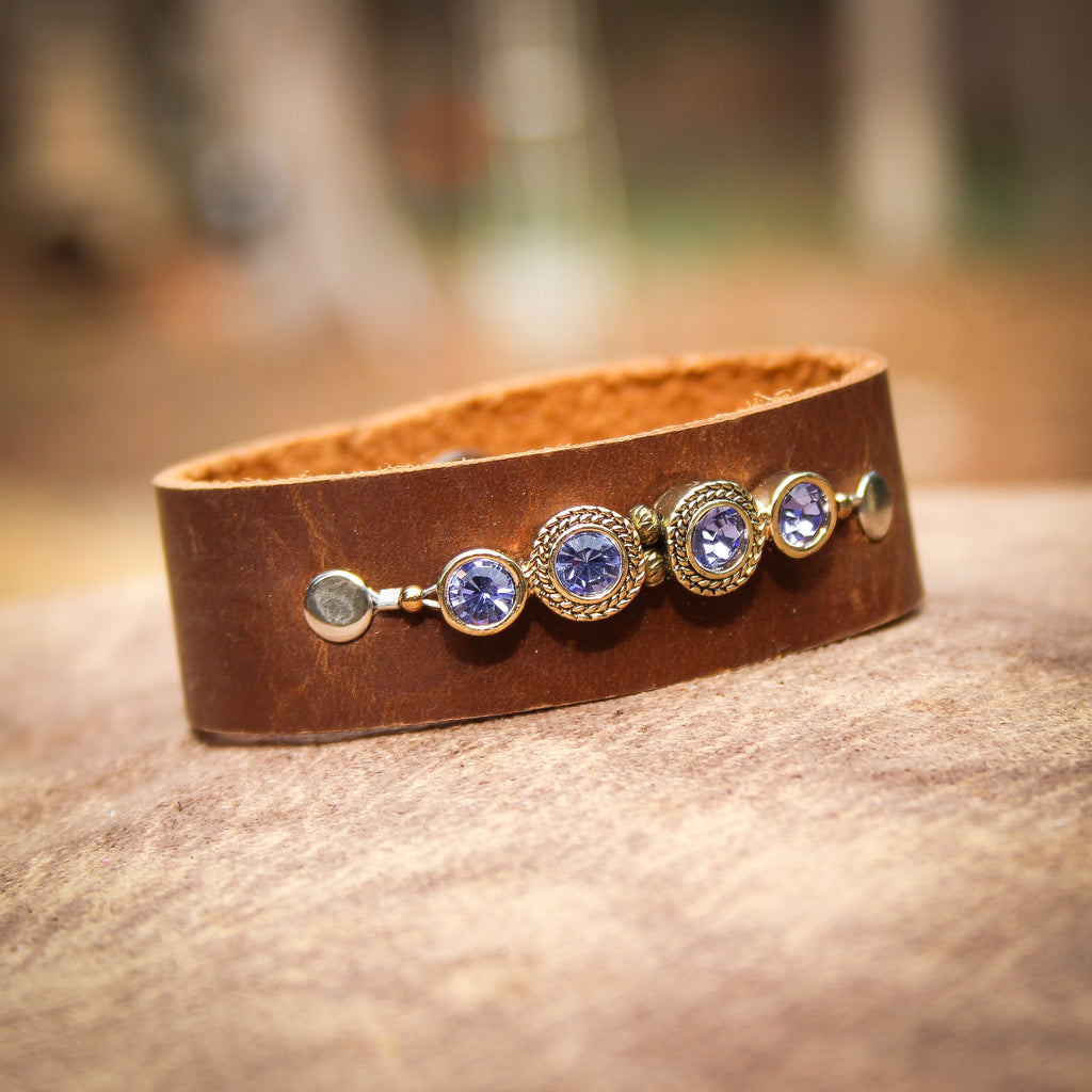 Purple Crystal/Brass Leather Bracelet 