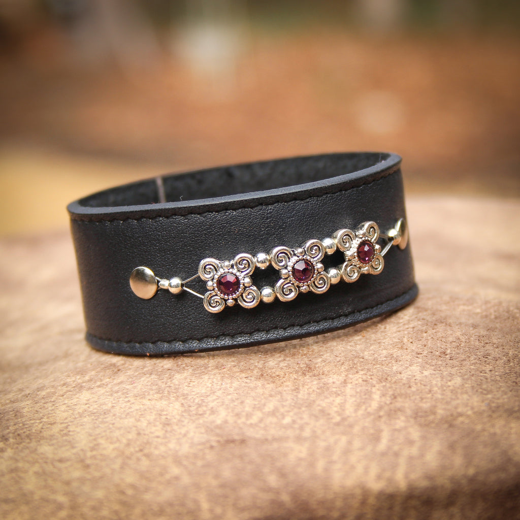 Silver and Purple Flowers Leather Bracelet 