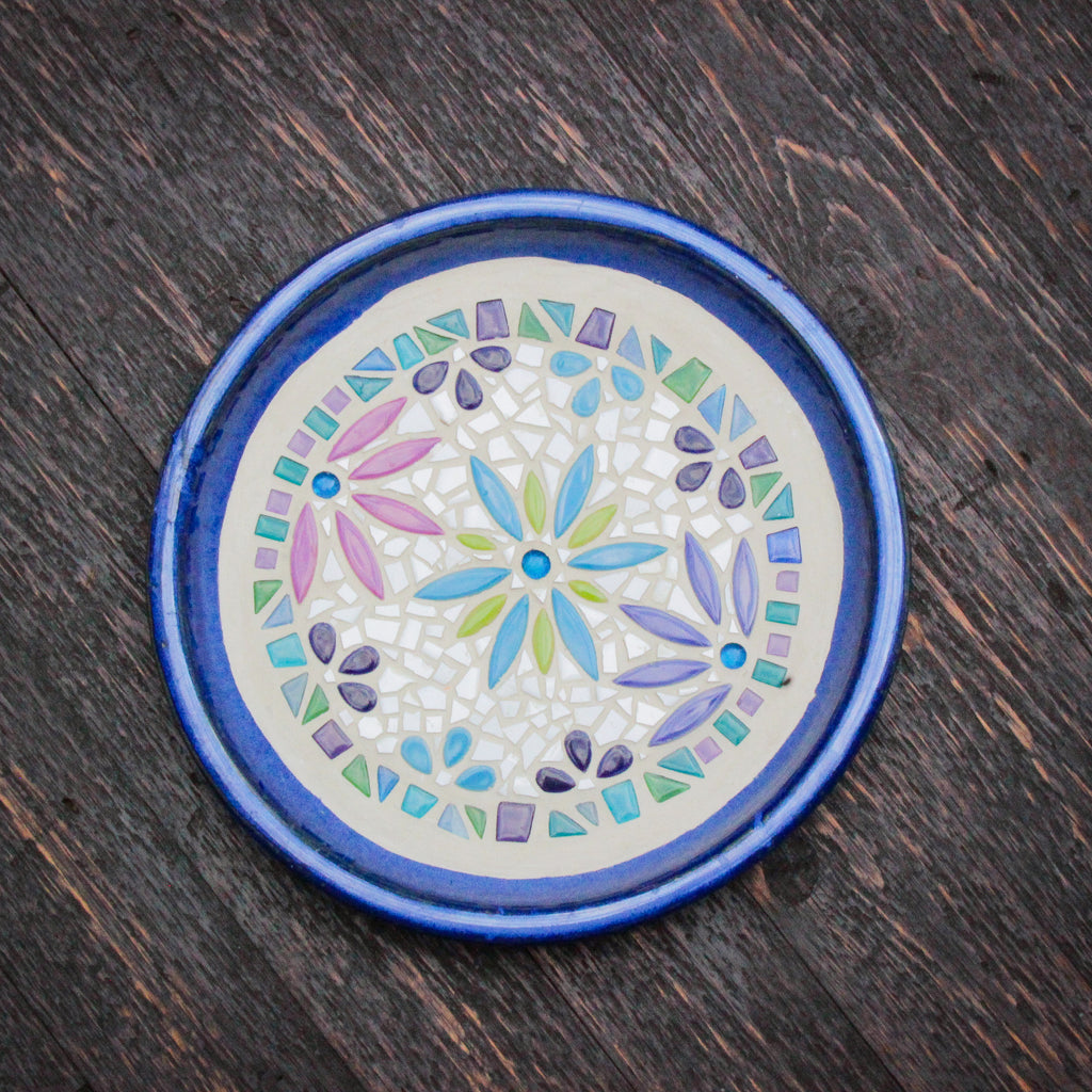 StunningFloralMosaicBirdBath3