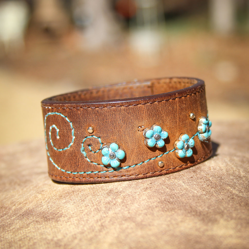 Whimsical Turquoise Flowers Leather Bracelet