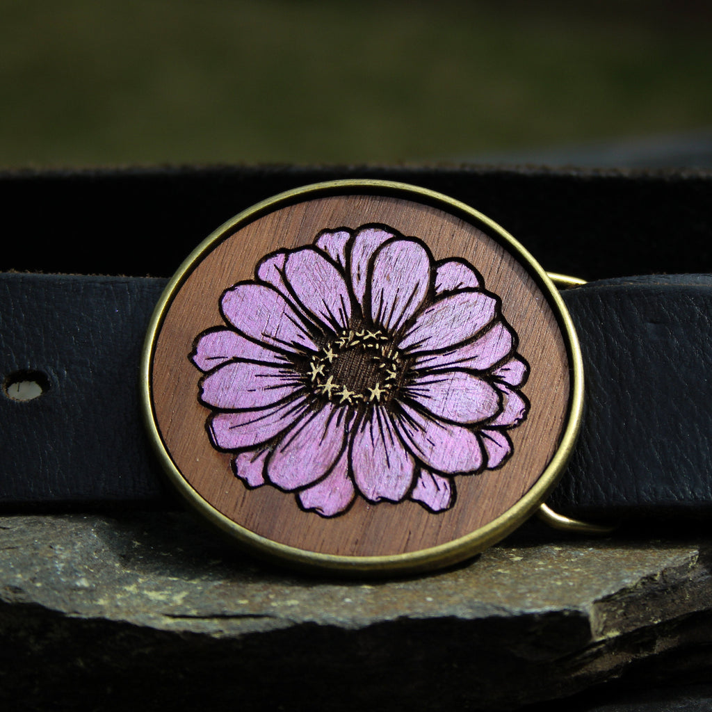 Belt Buckle: Pink Daisy - VintageAmerica