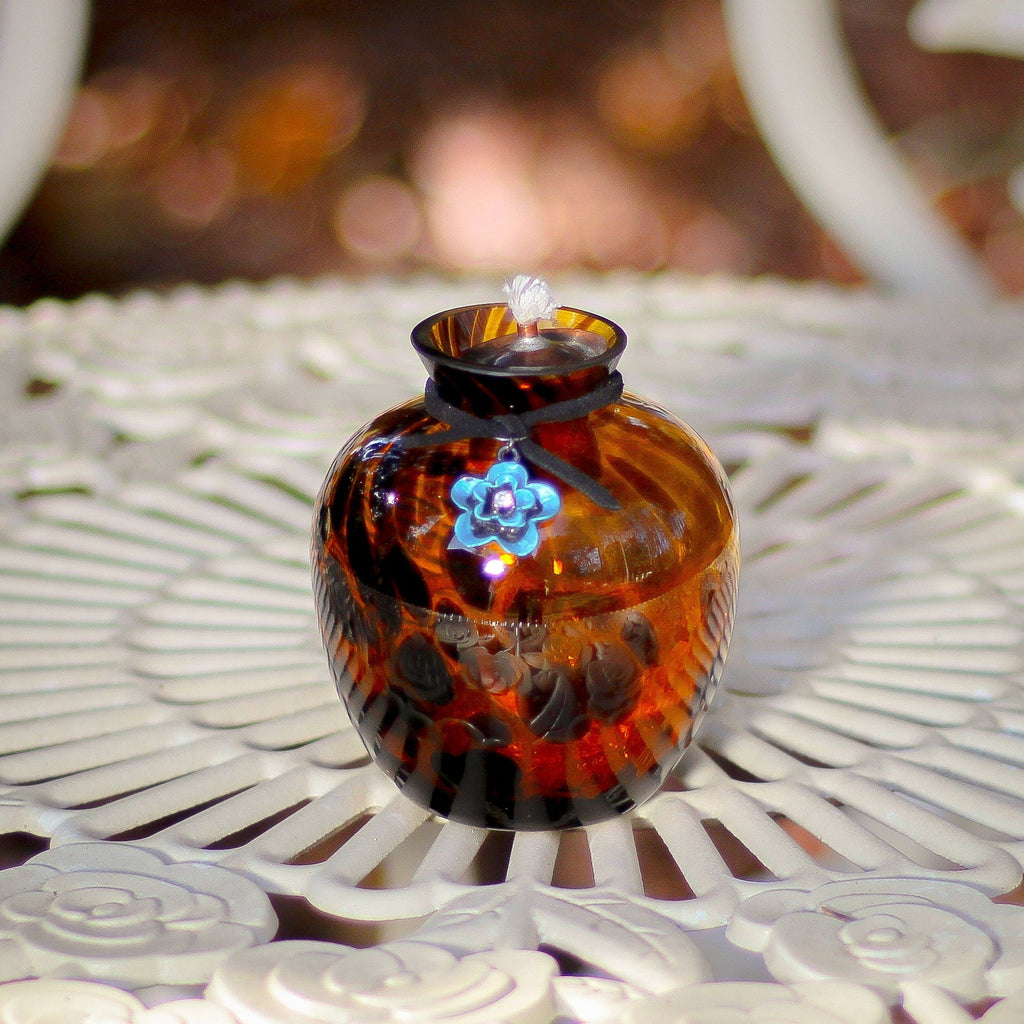 Oil Lamp: Tortoise Shell Art Glass - VintageAmerica