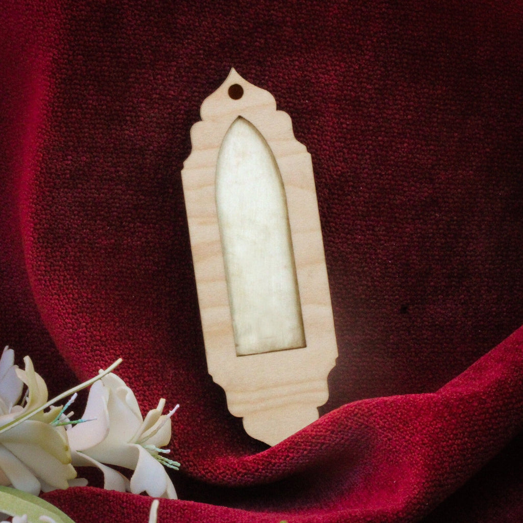 Virgin Mary Personal Shrine (Textured Brass Natural III) - VintageAmerica